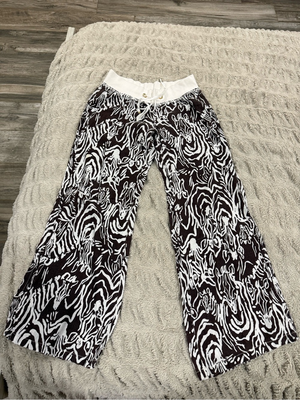 Lilly Pulitzer Black & White Wide-Leg Pants